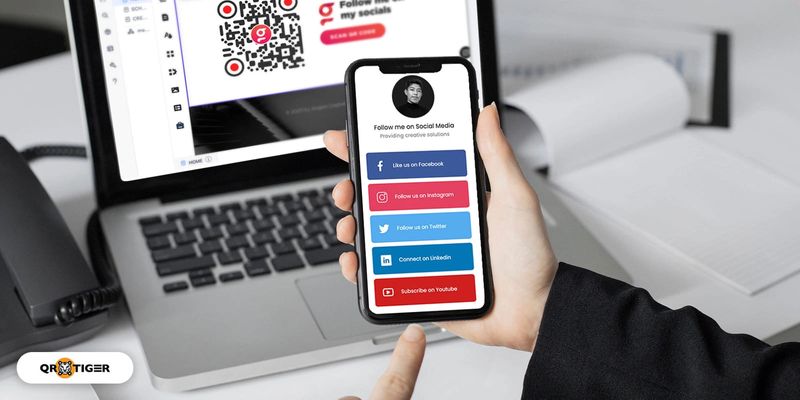 Social media QR code 