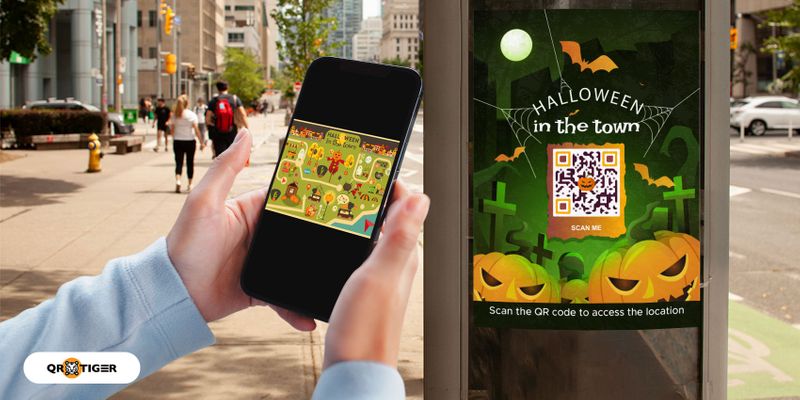 Maps with QR codes for Halloween route