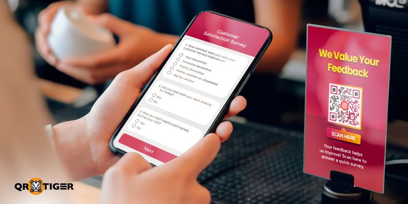 Small business saturday survey QR code Feedback collection QR code